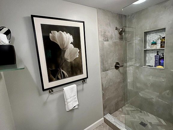 5th image of 1709 Mountainview Dr