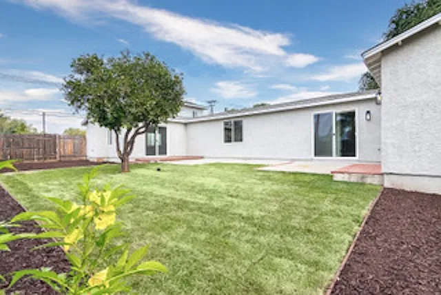 4 bed, 1689 sqft, $4,495 — Photo 1