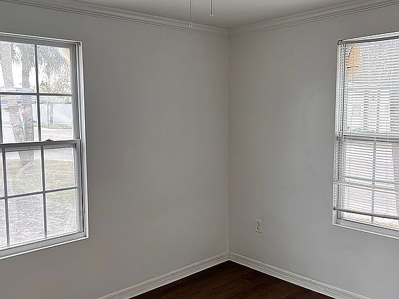 2nd image of 1405 N Martin Luther King Jr Ave
