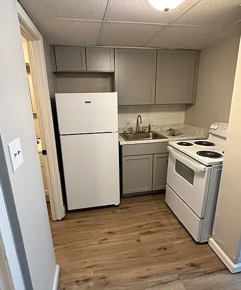308 E Walnut St — Photo 9