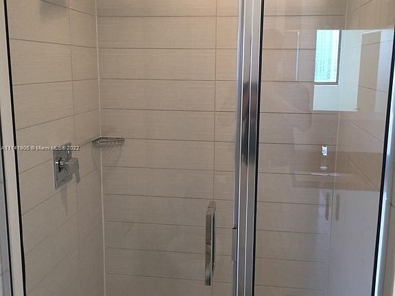 5th image of 999 SW 1st Ave APT 2410