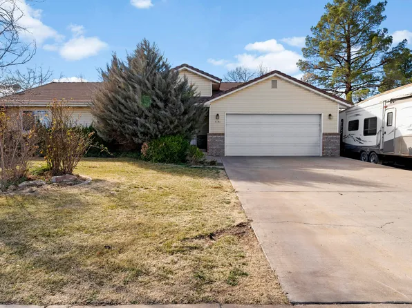 1385 N Canyon View Dr, Santa Clara, UT 84765