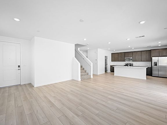 5 web or mls Lennar 2619 Morning Moon St 05