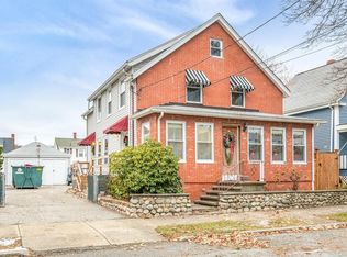 29 Locust St, Lynn, MA 01904
