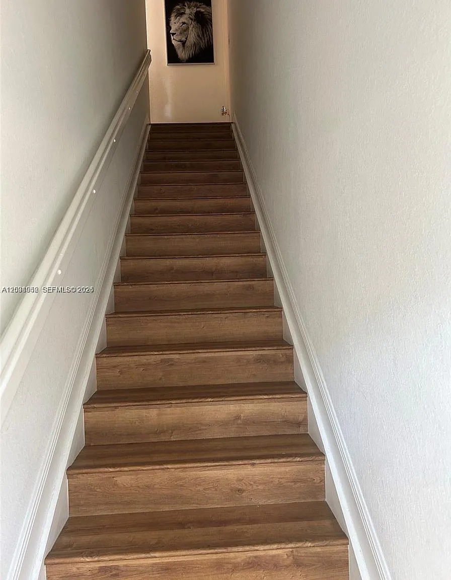 Cobblestone Ii Condo — Photo 4