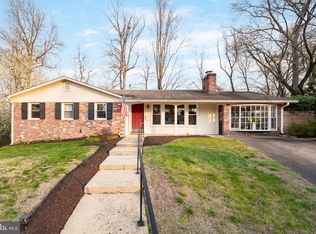 8313 Ramsgate Ct, Alexandria, VA 22309