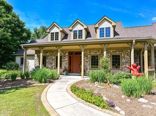 8510 W Hawthorne ROAD, Mequon, WI 53097