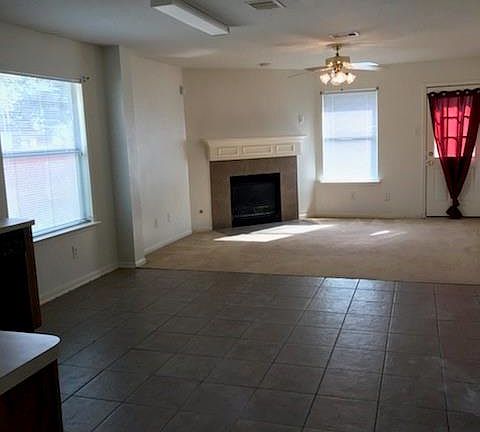 5th image of 903 Andover Glen Dr