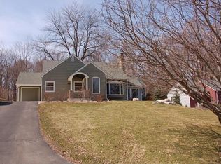 636 Pleasant St, Excelsior, MN 55331