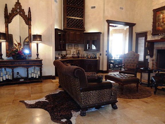 5th image of 6012 Dunbarton Oaks Blvd