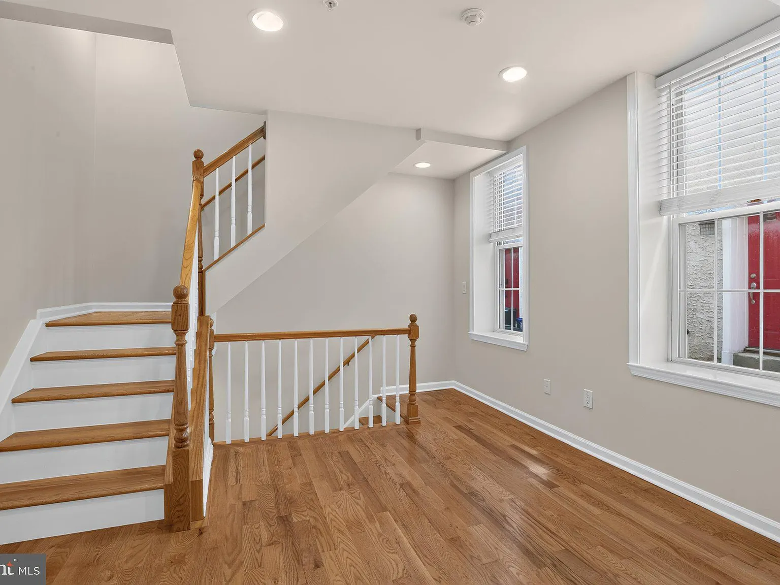 1 bed, 1.0 bath, 728 sqft, $1,650 — Photo 3