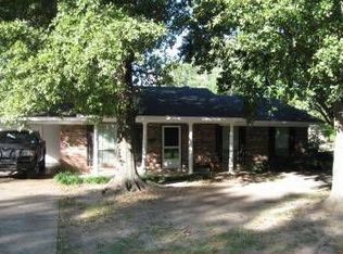 1004 Clarence St, Jonesville, LA 71343