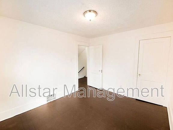 2nd image of 284 Gordon Dr
