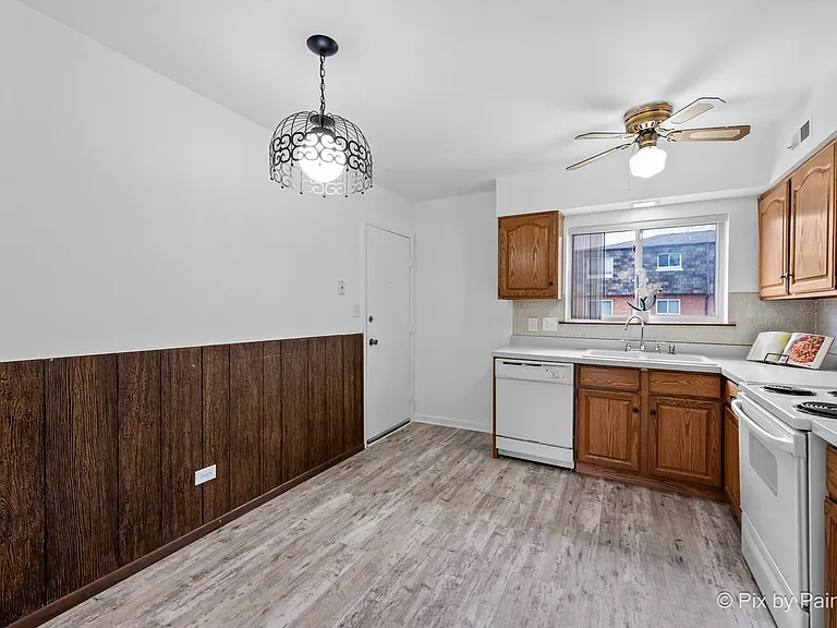 9407 Bay Colony Dr #2W — Photo 2