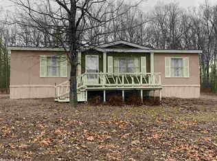 12335 Skyview Dr, Bauxite, AR 72011