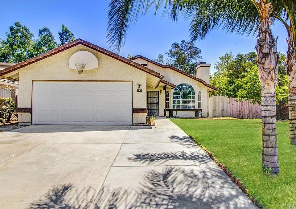 1st image of 14937 Tulip Ct