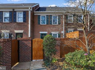 1950 N Cleveland St #1, Arlington, VA 22201