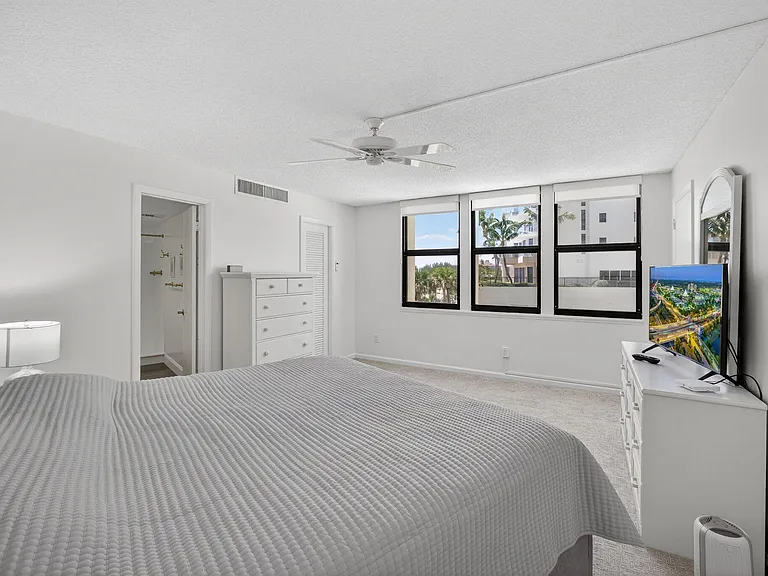 2800 N Ocean Dr #A-3A — Photo 18