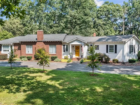 119 Kathland Ave, Thomasville, NC 27360