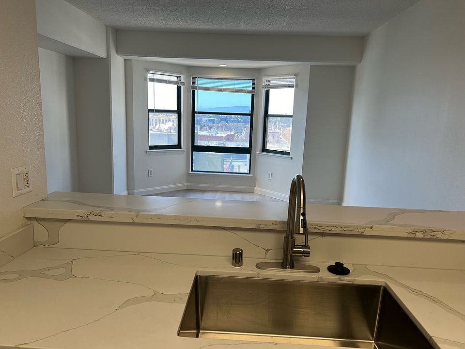 1st image of 988 Franklin St APT 911