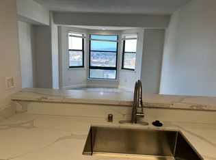 988 Franklin St APT 911, Oakland, CA 94607