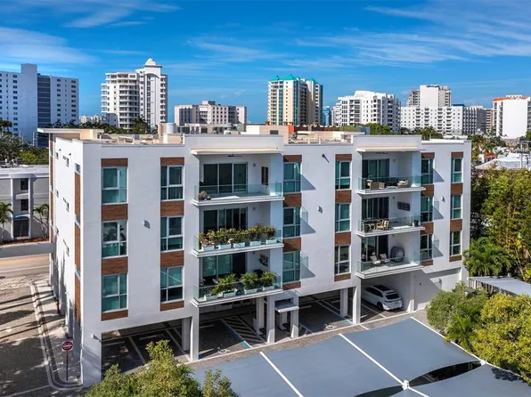 635 S Orange Ave #202, Sarasota, FL 34236