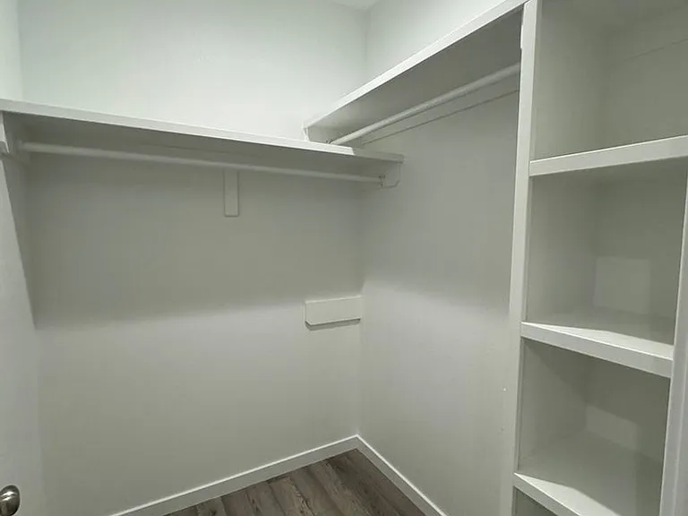2210 Regan Cir — Photo 15