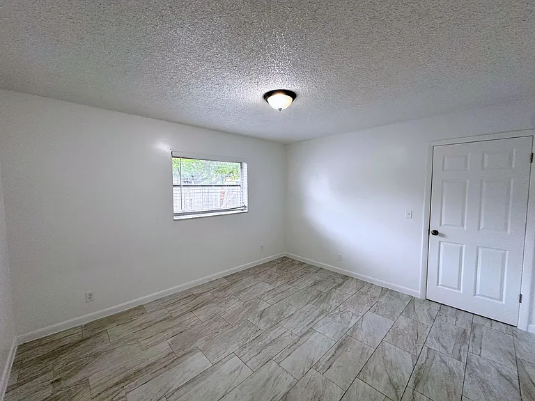 329 Melody Ln #331 — Photo 12