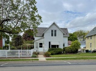 329 Robert St, Fort Atkinson, WI 53538