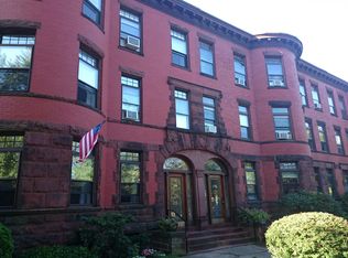 1793 Beacon St APT 4, Brookline, MA 02445