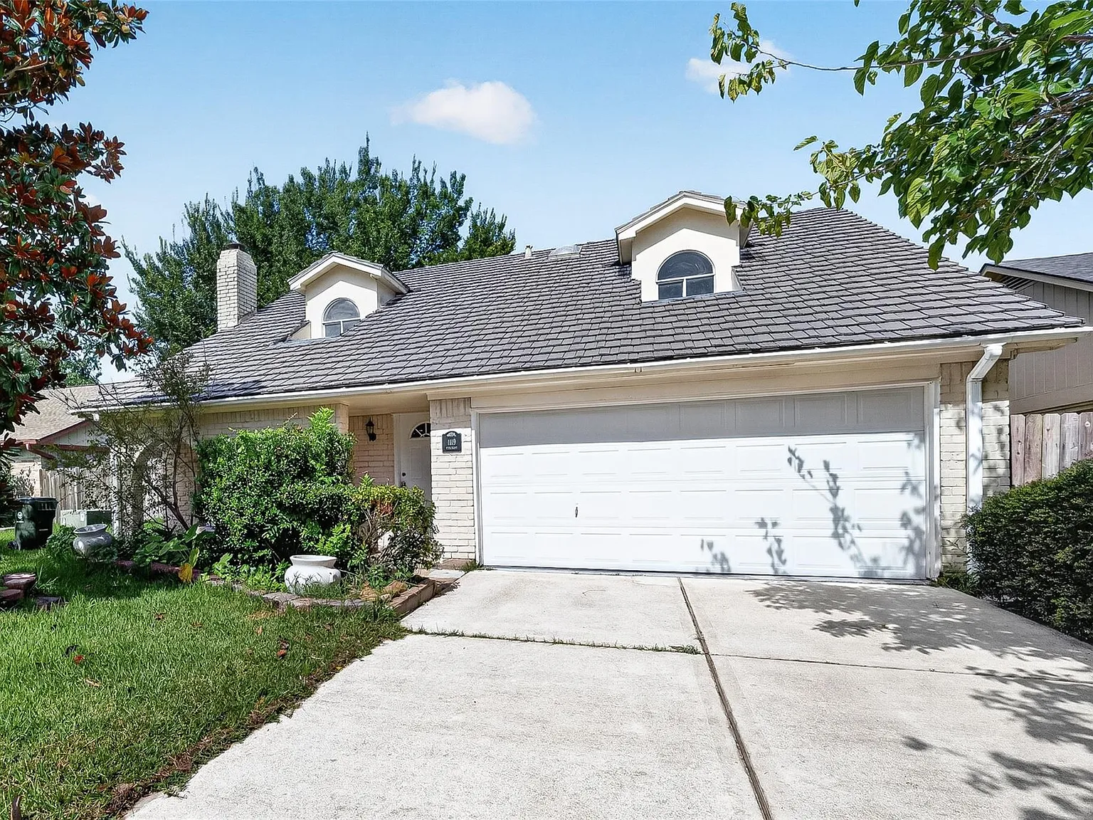 3 bed, 2.5 bath, 1824 sqft, $2,199 — Photo 4