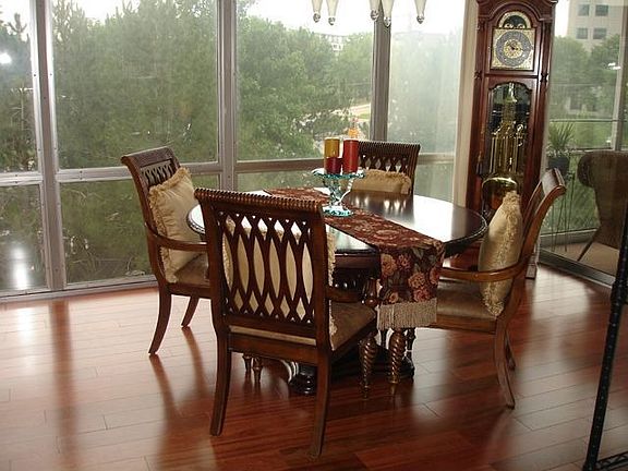 beautiful cherrywood floors
