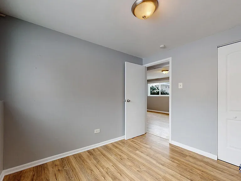224 Berry St — Photo 17
