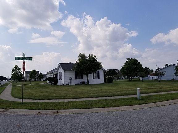 Large corner lot
