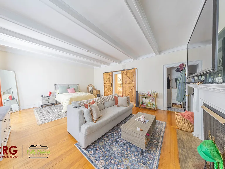 1712 Beacon St #2 — Photo 8