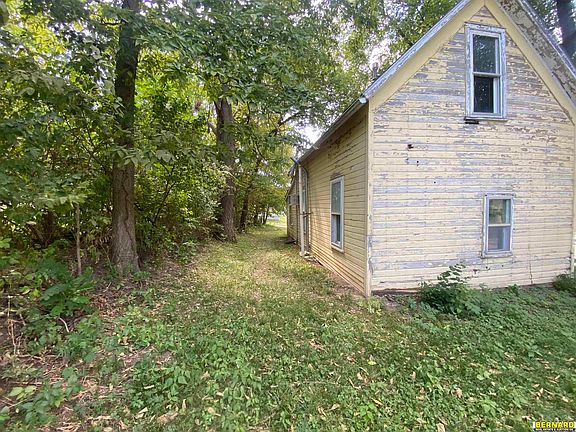 4th image of 1120 N 7th St