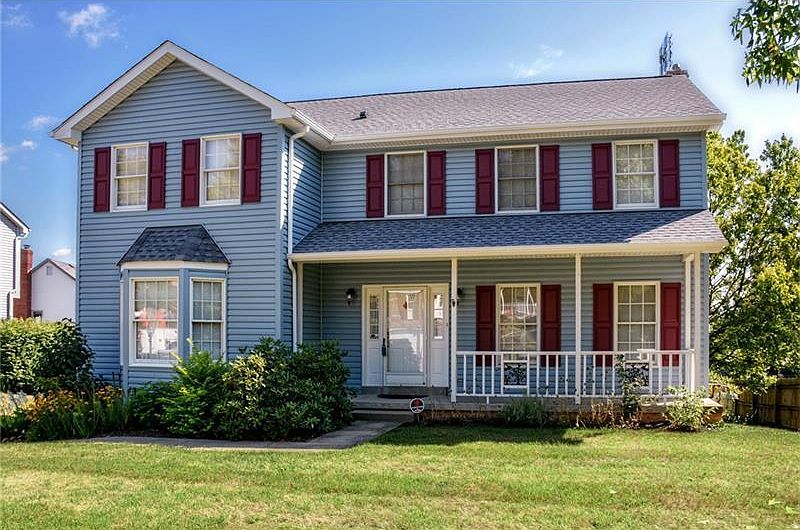 1st image of 427 Woodcock Dr