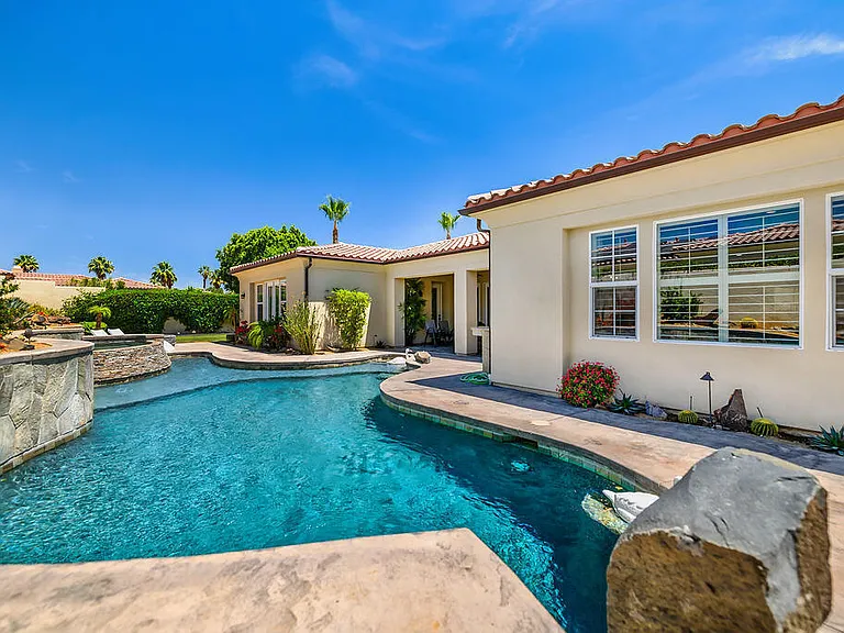 35202 Vista Del Monte — Photo 10