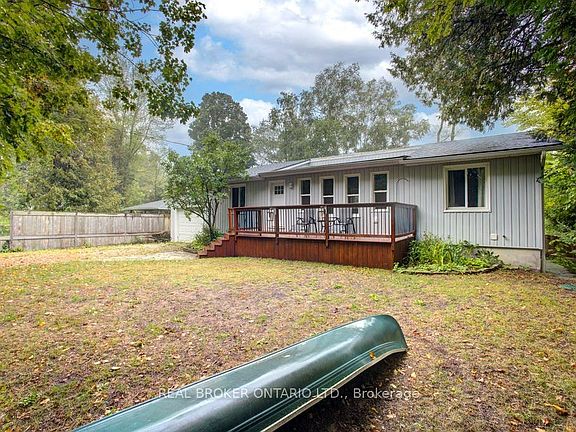 3rd image of 505 Attawandaron Rd