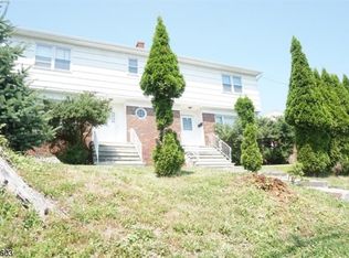 728 Pompton Ave, Cedar Grove, NJ 07009