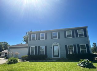 6645 Stowe Ct, Lisle, IL 60532