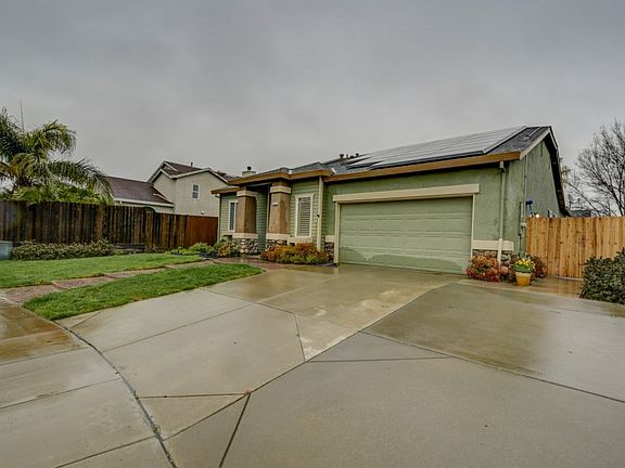 4th image of 402 Bowers Way