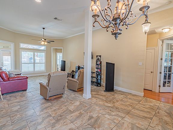 5th image of 4806 N Bentwood Dr
