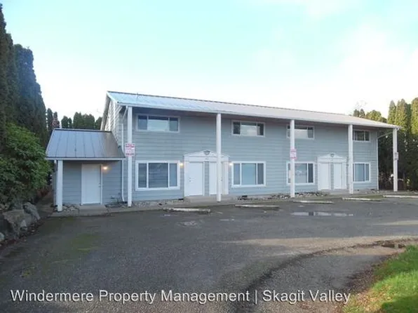 403 N 21st St, Mount Vernon, WA 98273