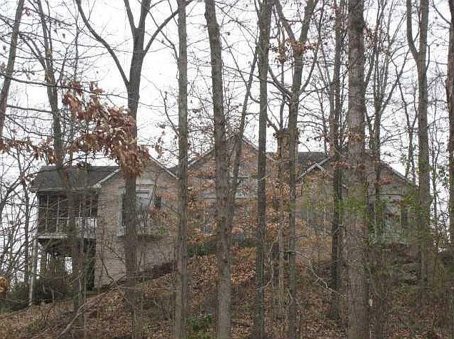1st image of 3960 Devonshire Dr