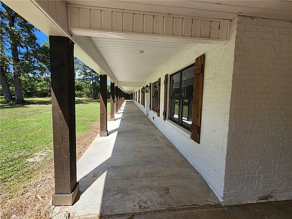 5th image of 348 Estate Dr