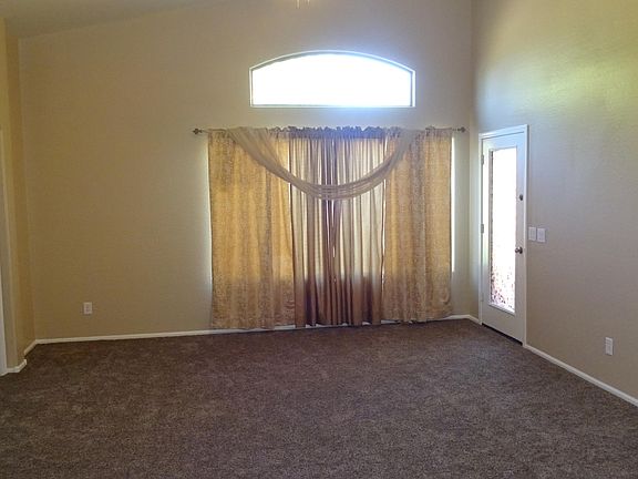 5th image of 40866 W Robbins Dr