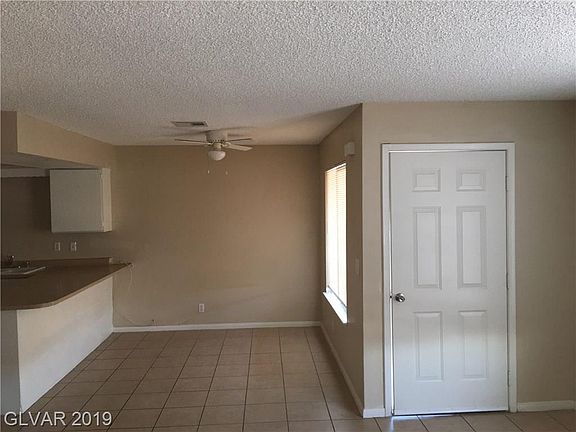 5th image of 1316 E Carson Ave APT D