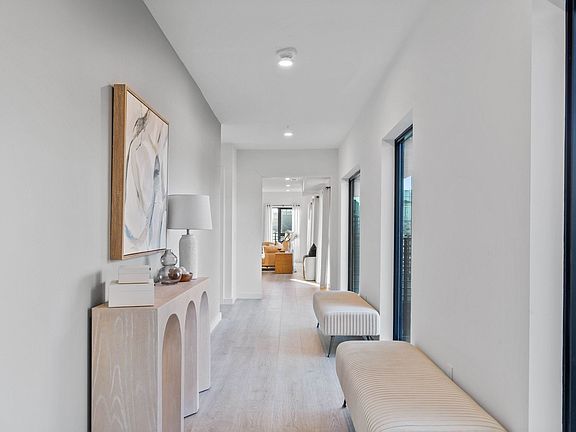 2nd image of 635 7th Ave S #501