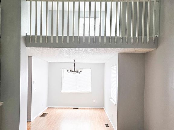 2nd image of 5035 S Dunkirk Way